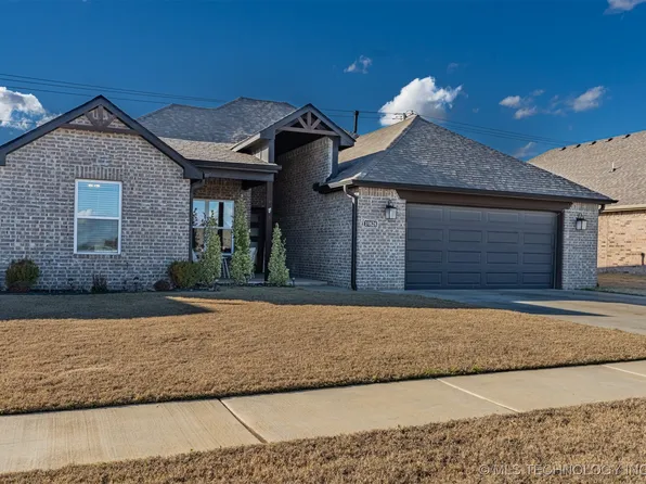 10828 S 274th East Ave, Coweta, OK 74429