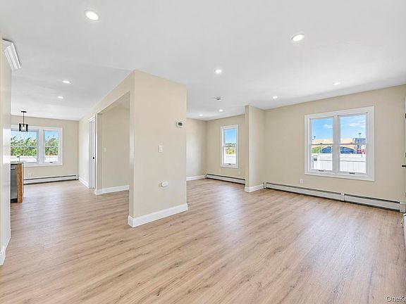 5th image of 891 S Bay Street