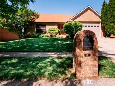1324 Saddle Club Way, Lexington, KY, 40504