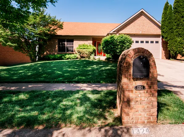 1324 Saddle Club Way, Lexington, KY 40504