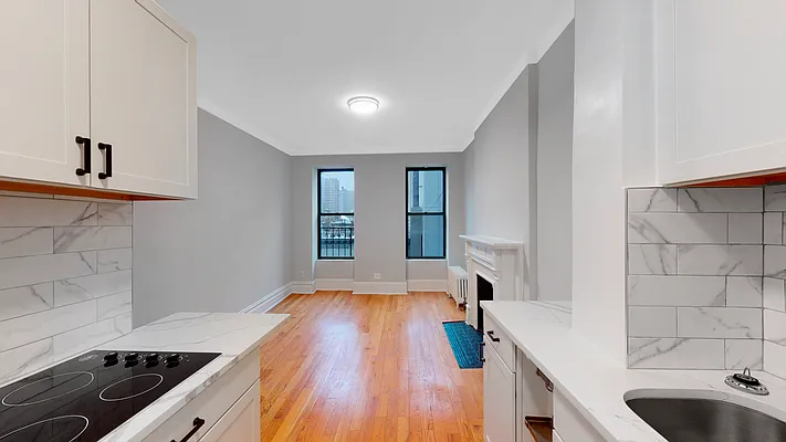 Rented by Performing Assets Corp | media 16