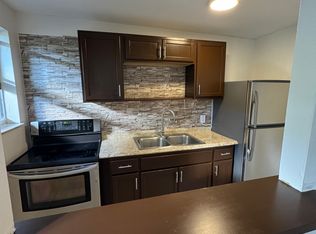 2270 SW 14th St FLOOR 3, Miami, FL 33145