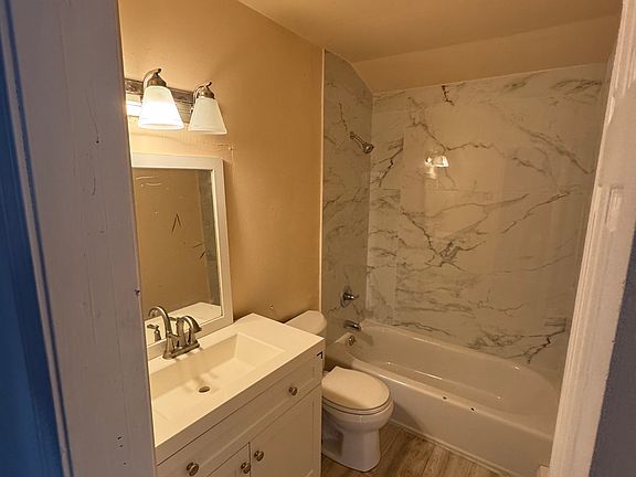3rd image of 185 Lamberts Ln Floor 1