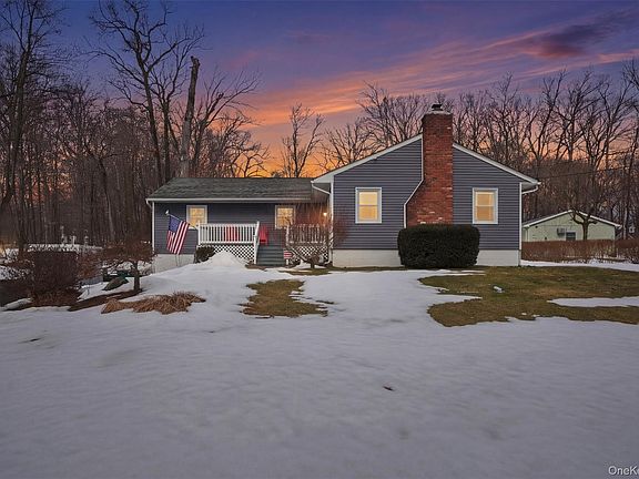 2nd image of 307 Myers Corners Road