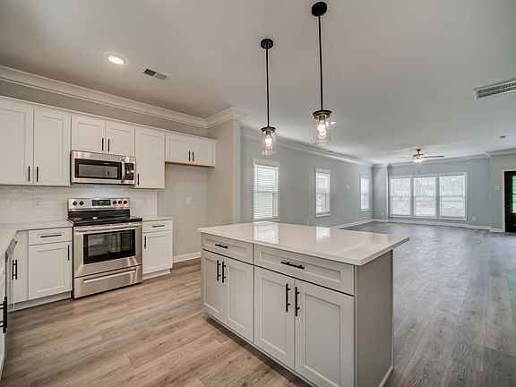 4th image of 241 Holywell Dr Lot 97