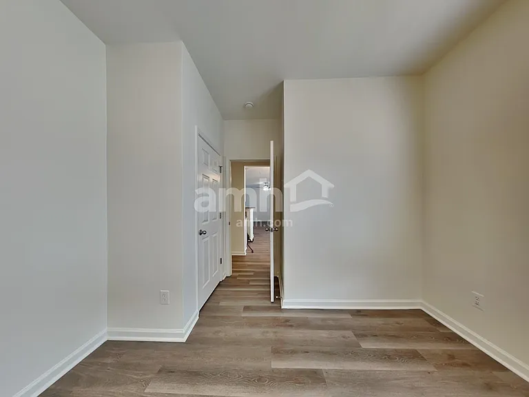 415 Caperton Way — Photo 26