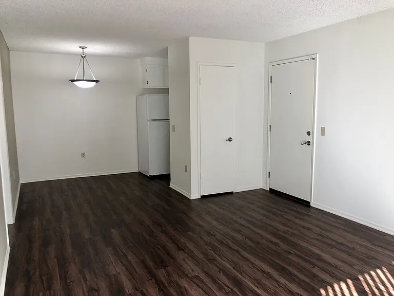 Concord Square Apartments — Photo 31