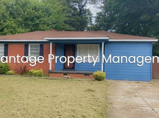3186 Edgeware Rd S, Memphis, TN 38118