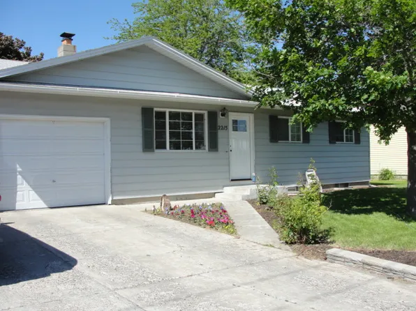 2215 E 1st St, Idaho Falls, ID 83401