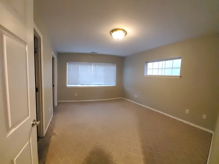 2614 S Judkins St — Photo 5