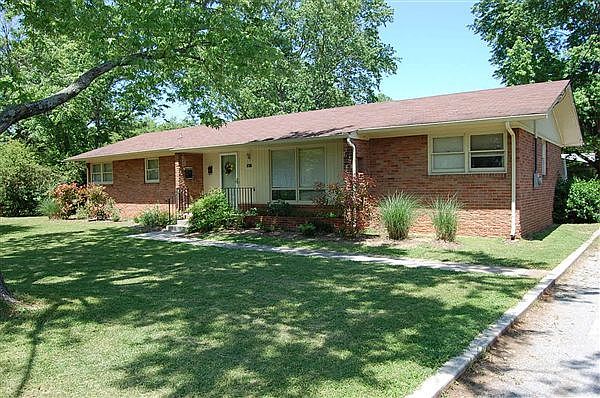 home is well kept, in great shape!