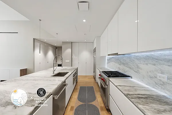 Kitchen, photo 2
