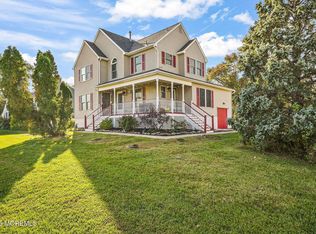 52 Griggs Avenue, Port Monmouth, NJ 07758