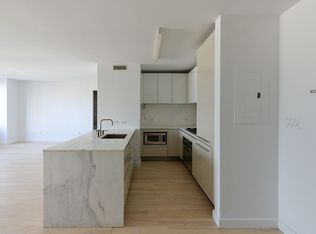 322 W 57th St APT 29D, New York, NY