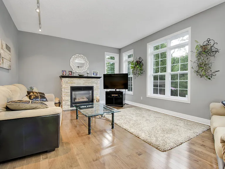 53 Mattawa Cres #1 — Photo 12