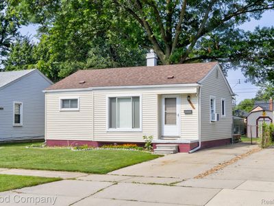 27707 Brettonwoods St, Madison Heights, MI, 48071