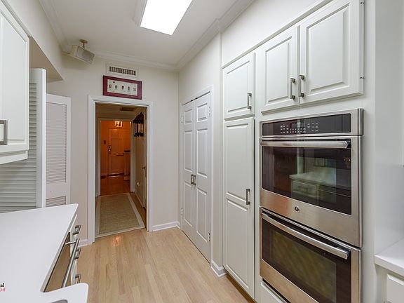 5th image of 19 Dudley Sq