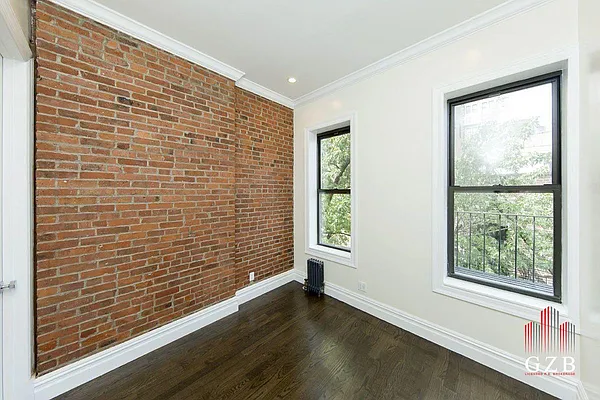 Rented by Avenues Real Estate | media 26