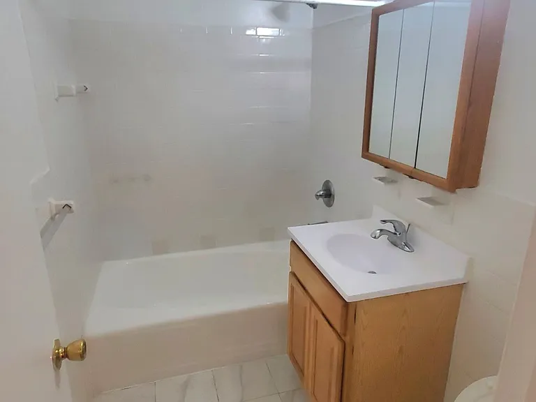 53 Wall St #2 — Photo 10