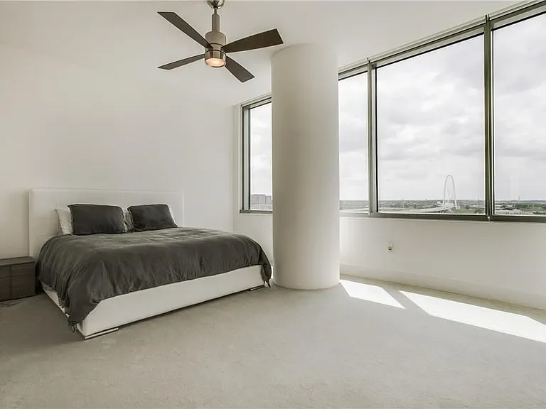 2200 Victory Ave #707 — Photo 15