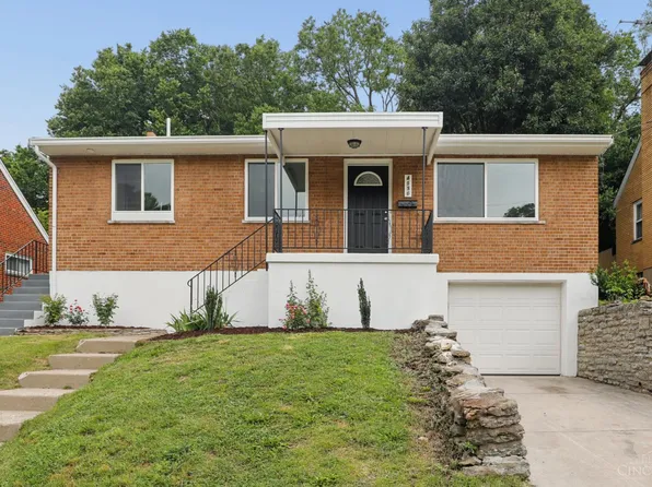4136 Pleasure Dr, Cincinnati, OH 45205