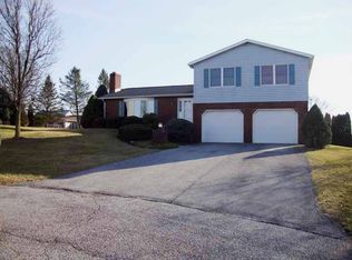 373 Overlea Ct, Chambersburg, PA 17201