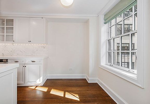 3rd image of 28 E 10th St APT 4A