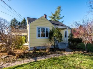 1821 Springtown Rd, Phillipsburg, NJ 08865