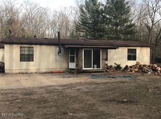 1725 39th St, Allegan, MI 49010