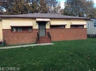 1821 E 296th St, Wickliffe, OH