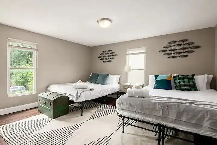830 Kerr St — Photo 8