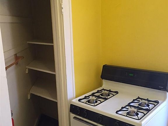 5th image of 1112 Park Ave APT 3