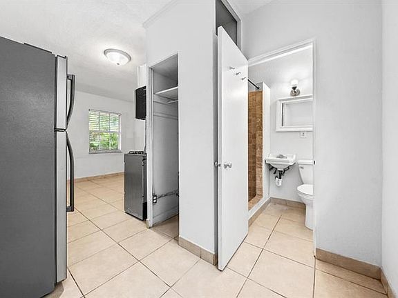 5th image of 711 N 4th St #3
