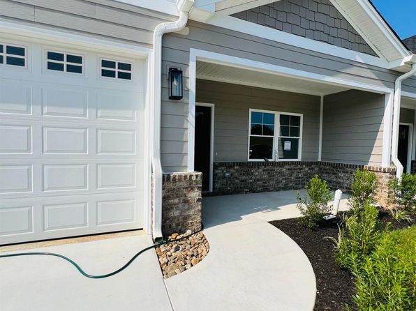 39 Lockridge Ln, Lynchburg, VA 24502
