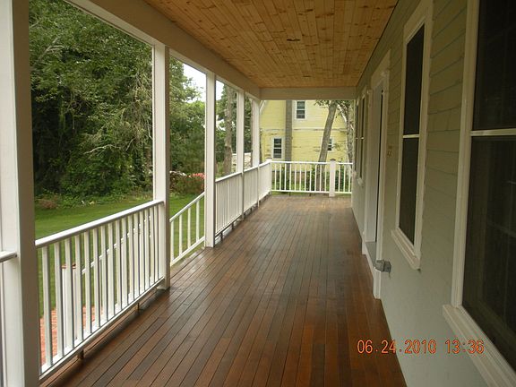 wrap around porch