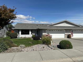 925 Tamarack Dr, Lewiston, ID 83501