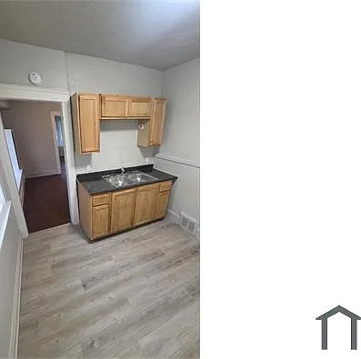 3310 E 134th St #DOWN — Photo 3