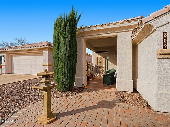 2nd image of 302 W Continental Vista Pl