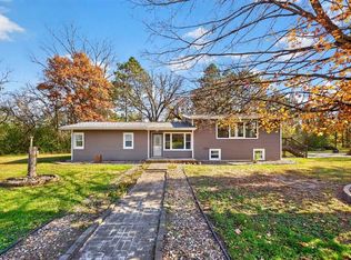 3425 Pinewood Rd SE, Rochester, MN 55904