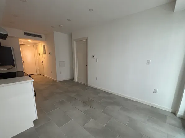 346 West 53rd Street image 4 of 7