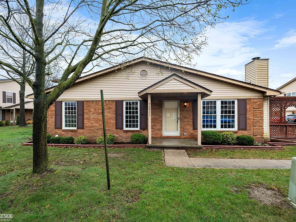 1st image of 36831 Lakeview Ln