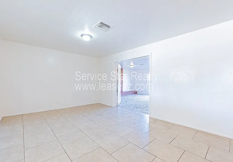 532 W Dublin St — Photo 21