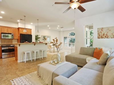292 W Lucita Way, Mountain House, CA, 95391