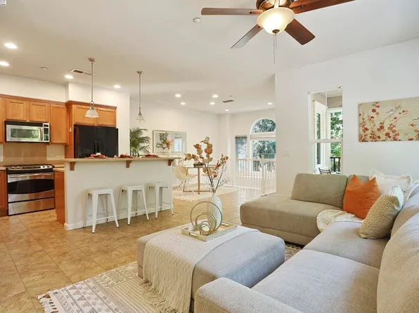 292 W Lucita Way, Mountain House, CA 95391