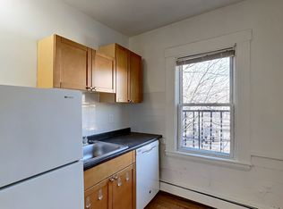 148 5th St APT 6, Cambridge, MA 02141