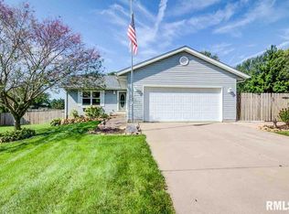 27142 151st Ave, Long Grove, IA 52756