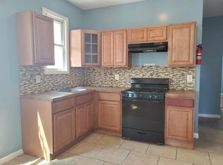 9 Saint James Pl, Newark, NJ 07112