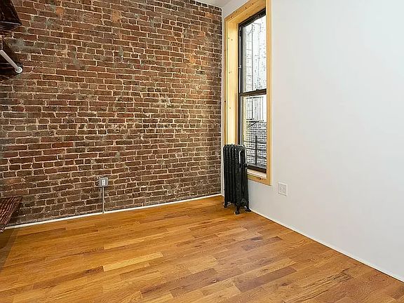 3rd image of 62 New York Ave APT 1D