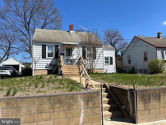 2nd image of 149 Spruce Ave