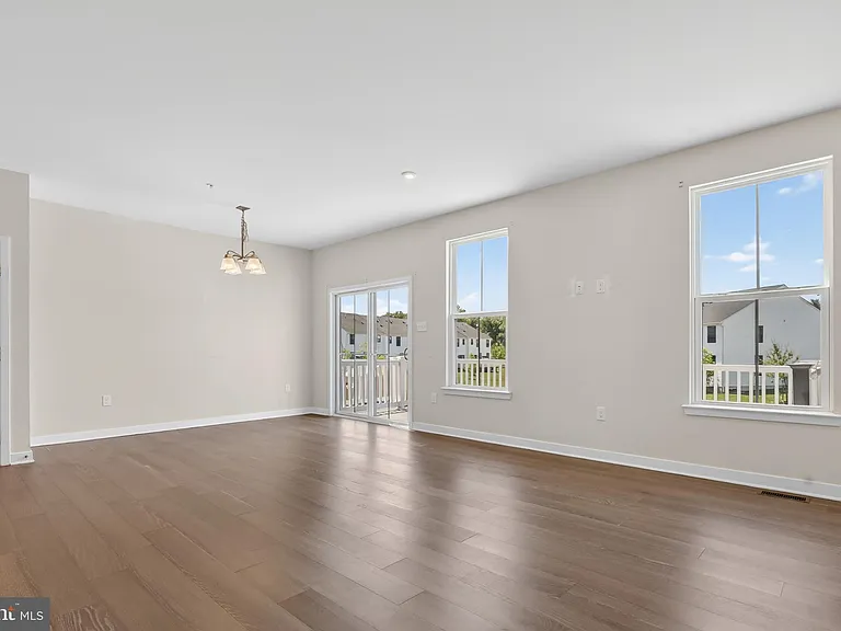 8005 Milltown Cir — Photo 12